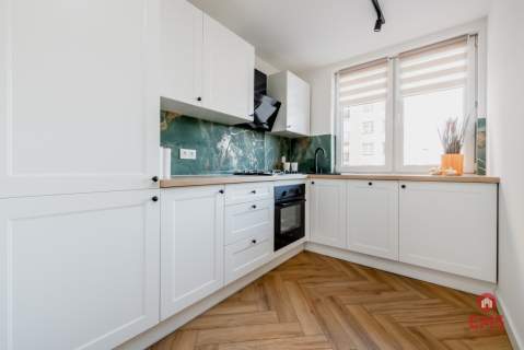 Dwa oddzielne pokoje, balkon, Centrum