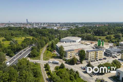 Rozkładowy, duże okna, open space
