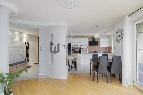 91,6 m 4 pokoje Balkon Kameralne osiedle