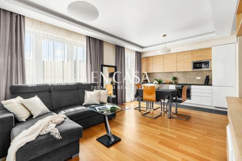 Komfortowy apartament tuż przy parku Wola