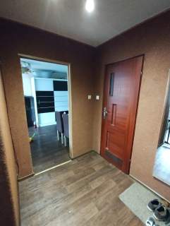 Mieszkanie 2 pokoje, 1 piętro z balkonem, centrum miasta