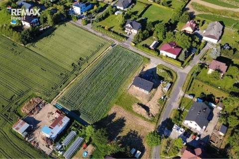 Duża działka z potencjałem 2877 m 