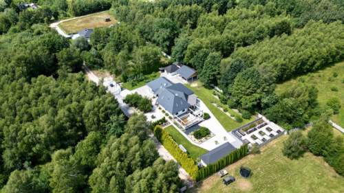 Przestronny dom z prywatną strefą rekreacyjną okolice Turku