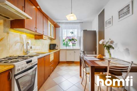 Komfortowe mieszkanie na parterze z balkonem