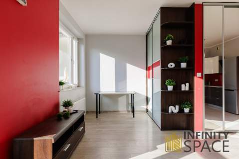 Studio z balkonem Niski czynsz Apartamentowiec