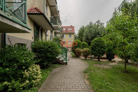 2 pokoje, kuchnia, balkon, garderoba,miejsce post., kom.lok.