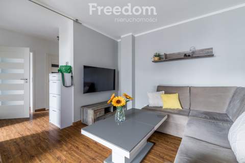 2 pokoje, balkon,PKP Grochów, SWPS, Przeworska 2B.