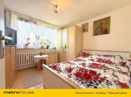 3 pokoje / CO miejskie / balkon / 1 piętro