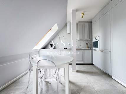 Skrajna 2 poziomy 2 pokoje antresola 22,26m2 