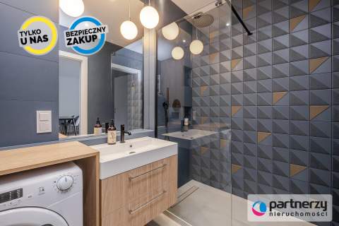 Południowe Balkon 6m2 Msc. postojowe Komórka