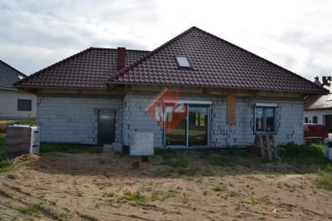 Nowoczesny dom na sprzedaż w Moczkowie