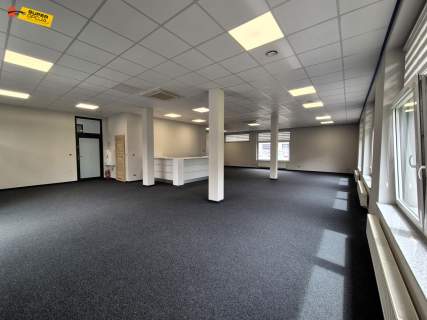 Lokal parterowy 150m2 - ul. Podbipięty, Czyżyny