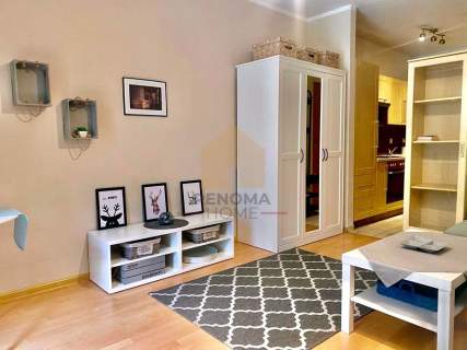 Bardzo ładna kawalerka w apartamentowcu