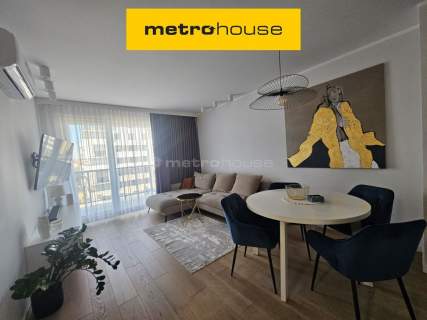 Apartament 3 pokoje, w pełni wyposażony w centrum