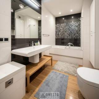 Apartament 104 m2 w centrum Lublina 3 sypialnie 2 mca postojowe