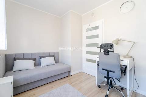 3 pok wysoki standard duży balkon ul. Kantarowicka