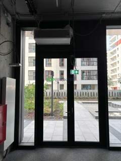 Lokal na parterze w nowoczesnym kompleksie