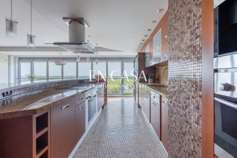 Babka Tower - apartament na wysokim piętrze A/C