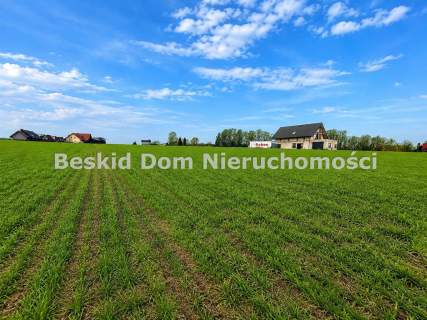 Działka w spokojnmym miejscu- 4km od trasy S-1