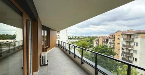 Nowy apartament z dużym balkonem Pierwszy najem