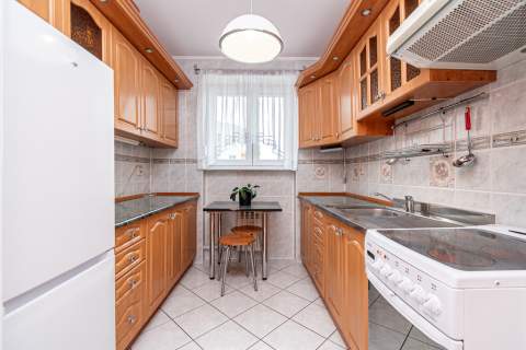 Na wynajem mieszkanie dwupokojowe z balkonem