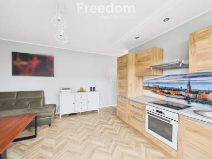 2 pokoje, balkon, niskie opłaty, Kokoszki