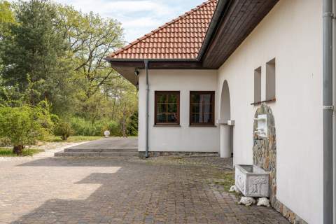 Dom 259m2 -działka 4136m2- Lasów