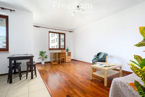 2 pokoje 55 m Metro Natolin Duży balkon