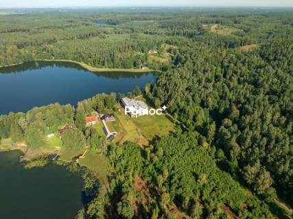 Obiekt hotelowy nad jeziorem Kalwa