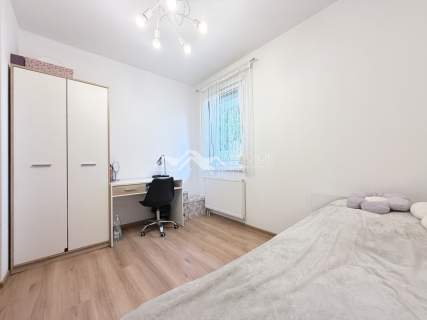 Opolska/3 oddzielne pokoje/m.postoj/blisko tramwaj