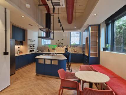 Nowoczesny lokal gastronomiczny, duży ruch