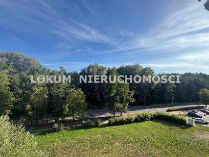 M-4 ul.Jasna z klimatyzacją