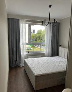 Nowoczesne i eleganckie 2 pokoje z balkonem, garaż