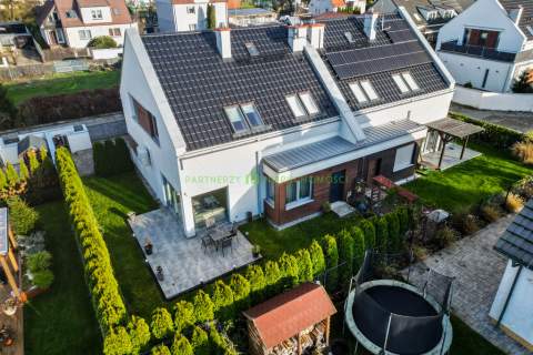 Bliźniak 156 m2 5 pokoi z garażem ZDROJE