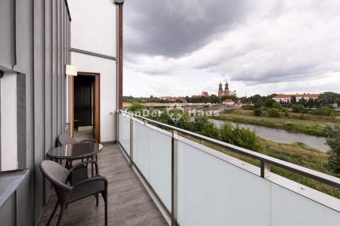 Luksusowy apartament z widokiem na rzekę i Katedrę