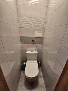 Prywatny pokój w 5-pokojowym mieszkaniu studenckim