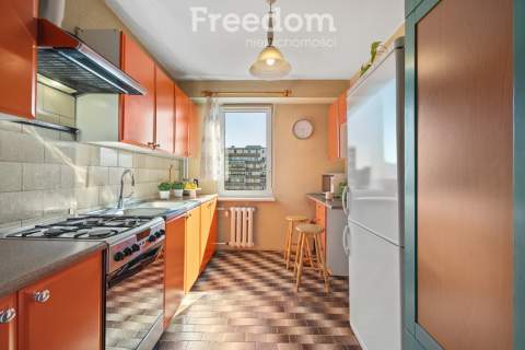 Przestronne 4 pokoje 72 m Balkon Piwnica