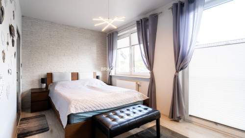 83m2 238m2 ogródek dwa m. postojowe