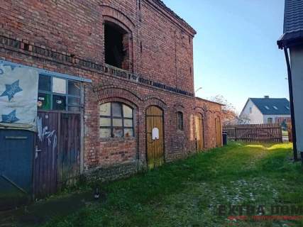 Dom wolnostojący z dużą działką