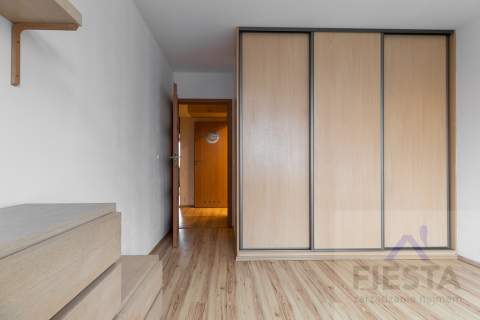 Skarbka z Gór 3 pok. balkon Miejsce postojowe