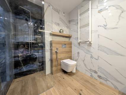 APARTAMENT 3 POKOJE 64,17 m WYSOKI STANDARD 2 BALKONY NOWY