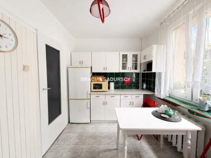 Kawalerka z osobną kuchnią, 37 m , balkon