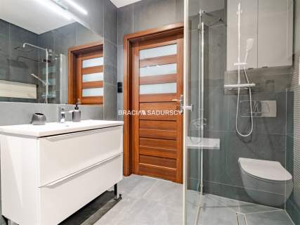 3 pok dwa ogródki duży balkon ul. Lubostroń