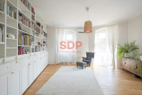 3 pokoje 112 m2 Kamienica Ponadczasowa elegancja