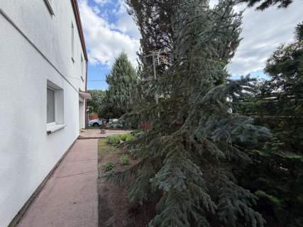 Dom wolnostojący 210 m2 z warsztatem i działką