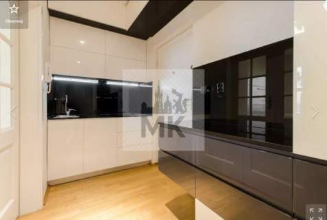 Piękny apartament na Starym Mieście w kamienicy po generalnym...