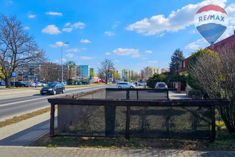 Dom 275m2 z usługowym parterem, Żyrardów