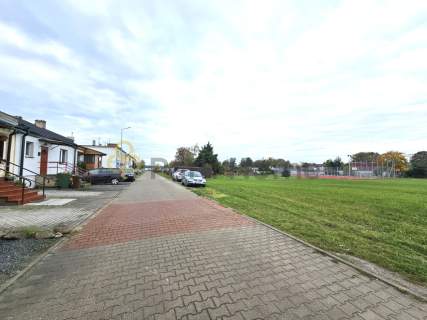3-pok. mieszkanie z ogródkiem, piwnicą i garażem