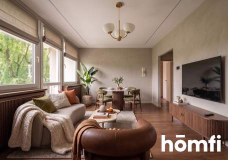 3 pokoje osobna kuchnia duży balkon
