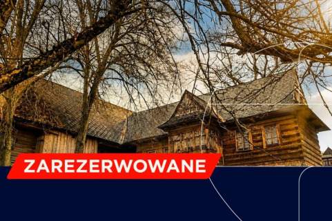 Góralski tradycyjny dom z widokiem
